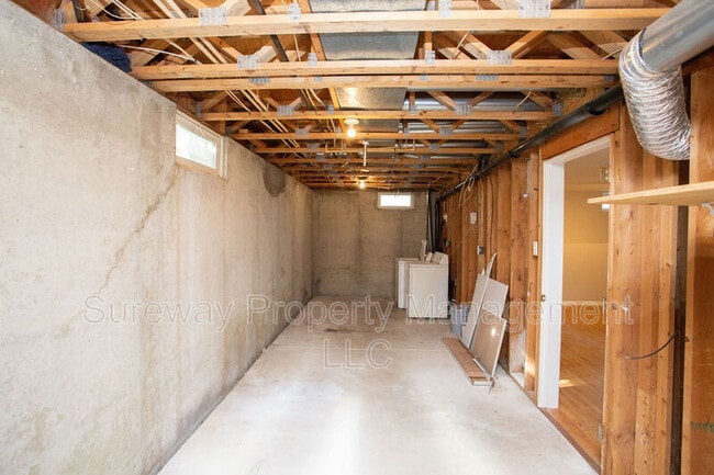 Building Photo - 38 Wakefield Rd