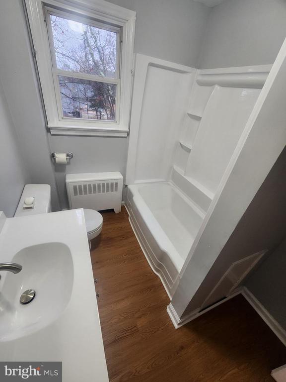 Building Photo - 17 Malan Ave