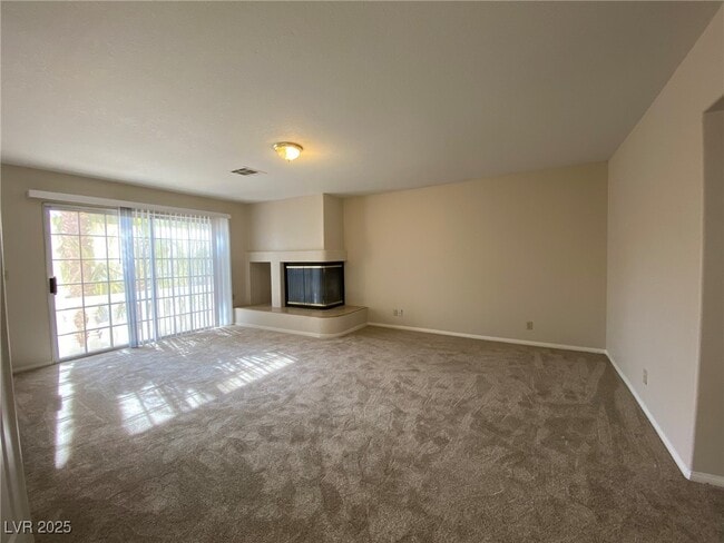 Building Photo - 9312 Angelfish Dr