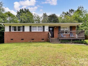 Building Photo - 7109 Rockcliff Ct