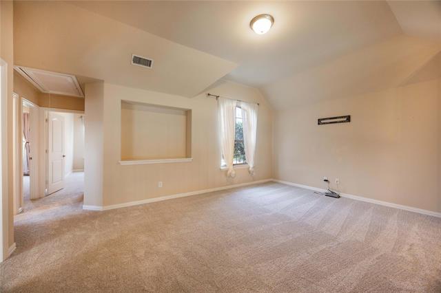 Building Photo - 513 Royal Glade Dr