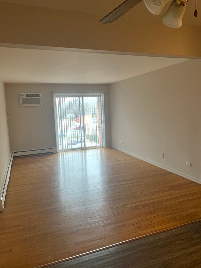 Building Photo - 11245 S Harlem Ave