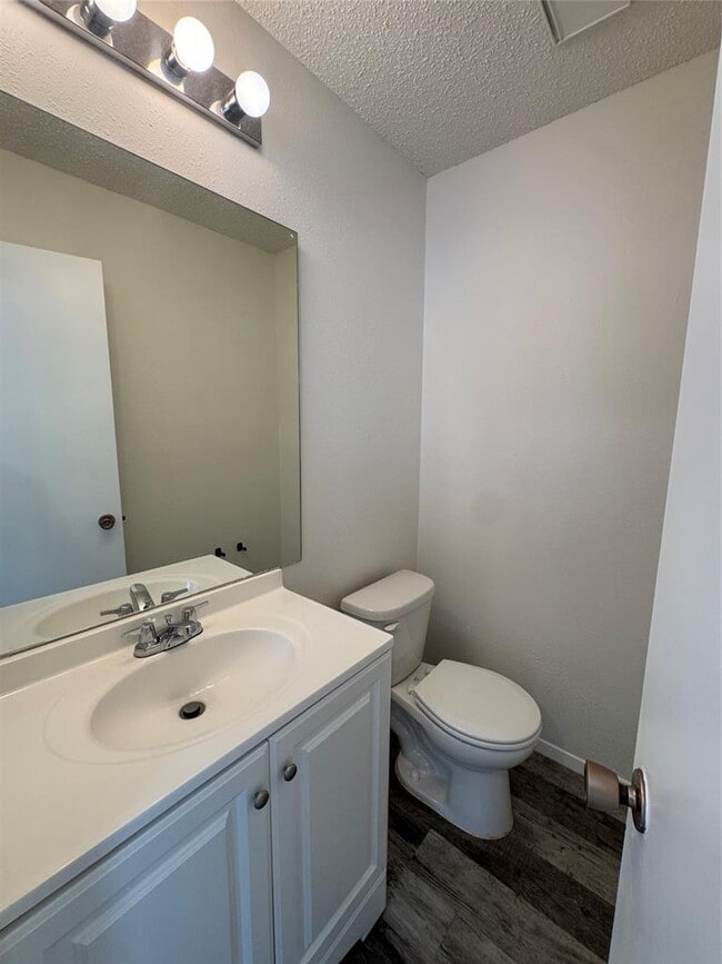 Building Photo - 3516 Rollingway Cove