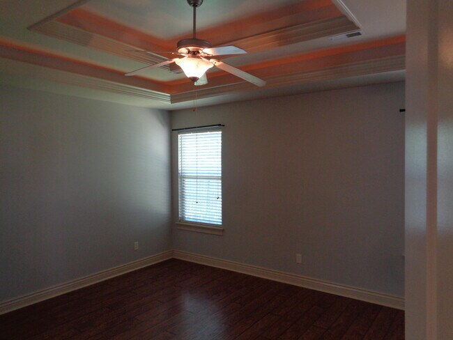 Building Photo - 4803 Cedar Coals Ct