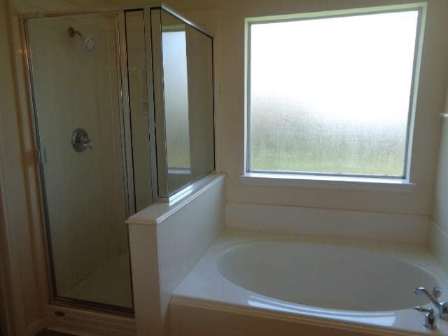 Building Photo - 15146 Diamond Way