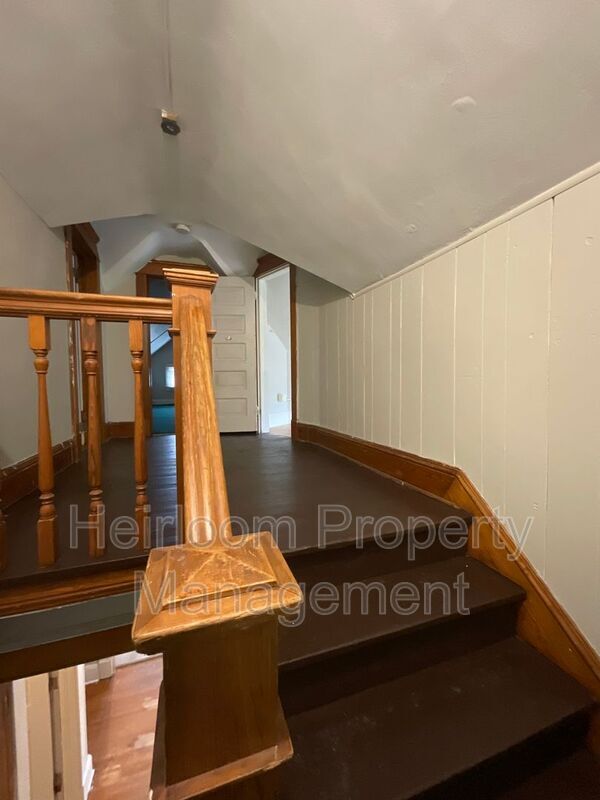 Building Photo - 601 Woodland Ave