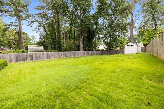 Building Photo - 1398 Deerwood Dr