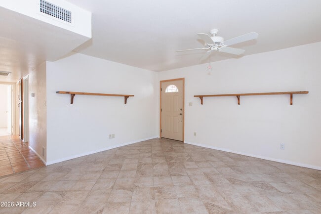 Building Photo - 5931 E Carriage Dr