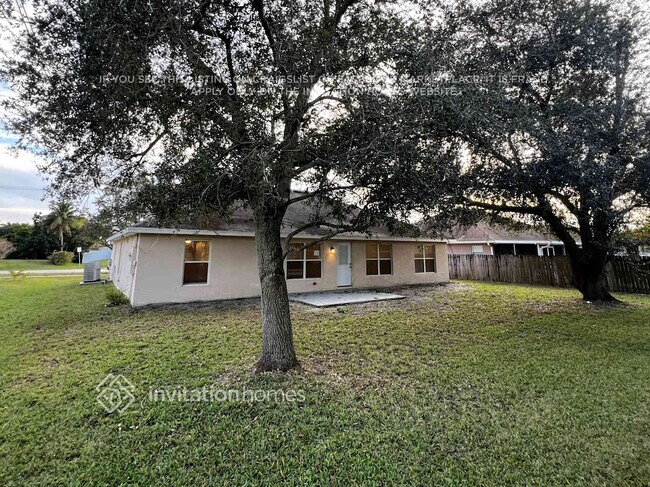 Building Photo - 1091 SW California Blvd