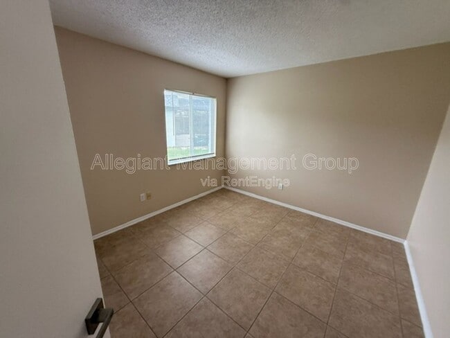 Building Photo - 1448 Avleigh Cir