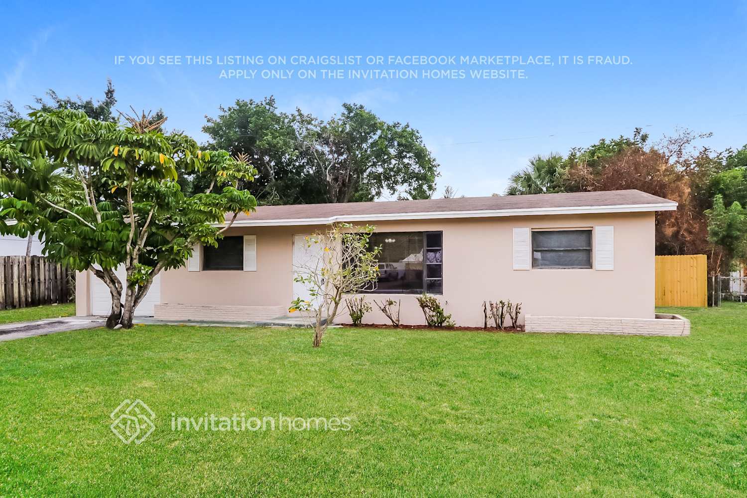 Building Photo - 862 Arlington Dr