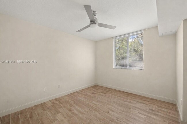 Building Photo - 510 NW 84th Ave