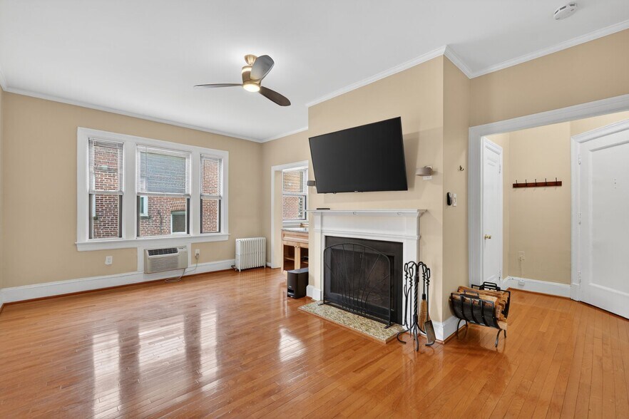 Building Photo - 3616 Connecticut Ave NW