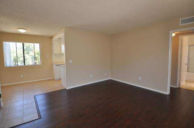 Building Photo - 12338 Oxnard St
