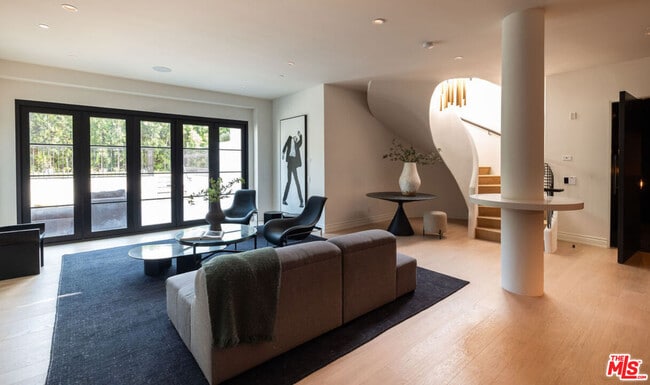 Building Photo - 1121 Tower Rd