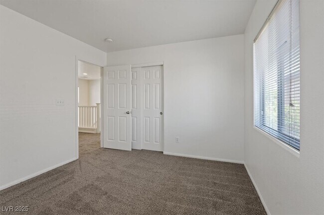 Building Photo - 1676 Victor Hugo Ln