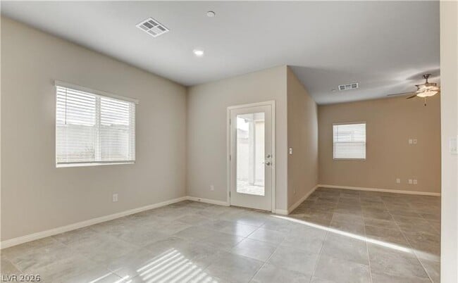 Building Photo - 10293 Sequoia Fls Pl