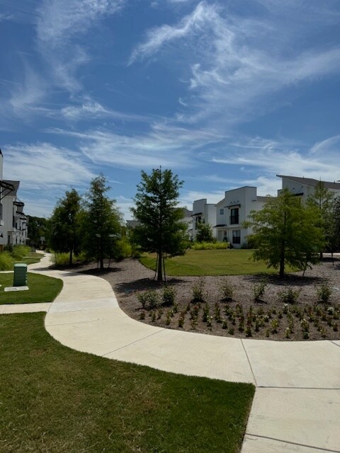 Building Photo - 7601 Cooper Ln