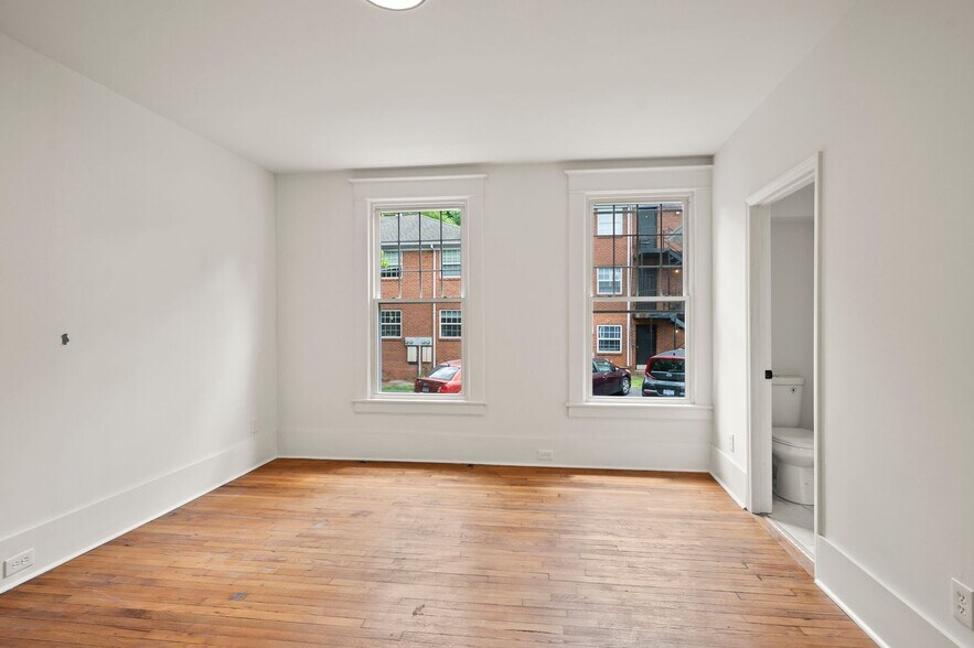 Building Photo - 1407 Clover St NW