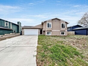 Building Photo - 2195 Bula Dr