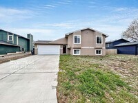Building Photo - 2195 Bula Dr