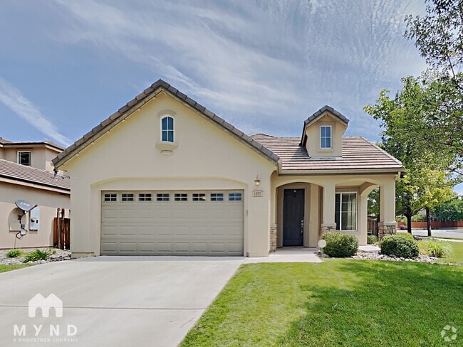 Building Photo - 6890 Apus Dr