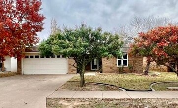 Building Photo - 2205 93rd Pl