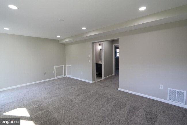 Building Photo - 11206 Barnswallow Pl