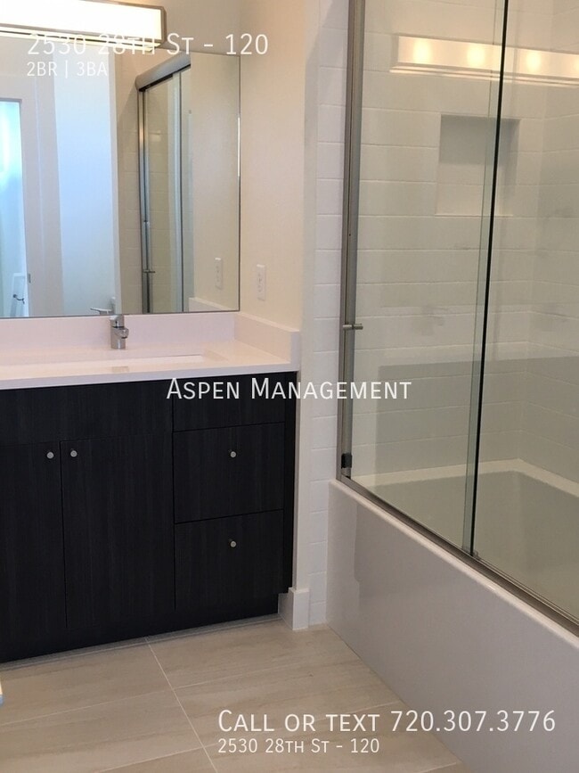 Building Photo - 2530 28th St