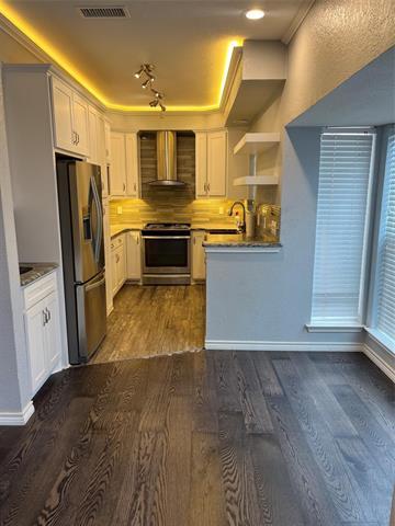 Building Photo - 411 Pebble Way