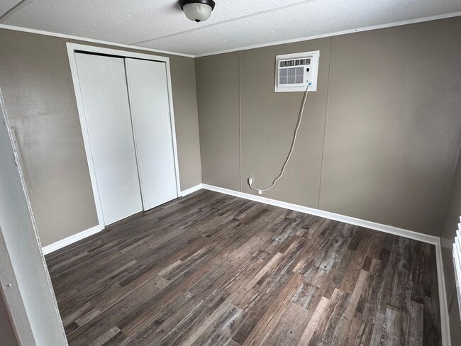 Building Photo - 2 Bedroom 1 Bath Mobile Home located in Gr...