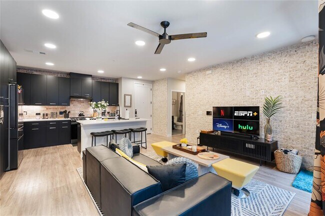 Building Photo - 4510 Terry-O Ln