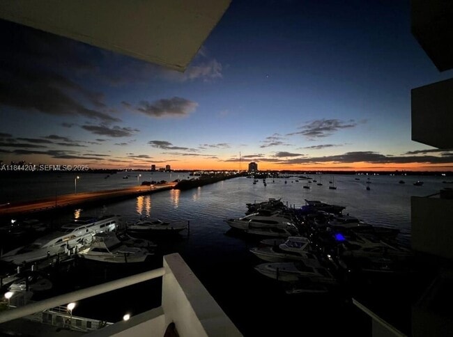 Building Photo - 7904 West Dr