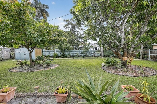 Building Photo - 160 NW 34th St