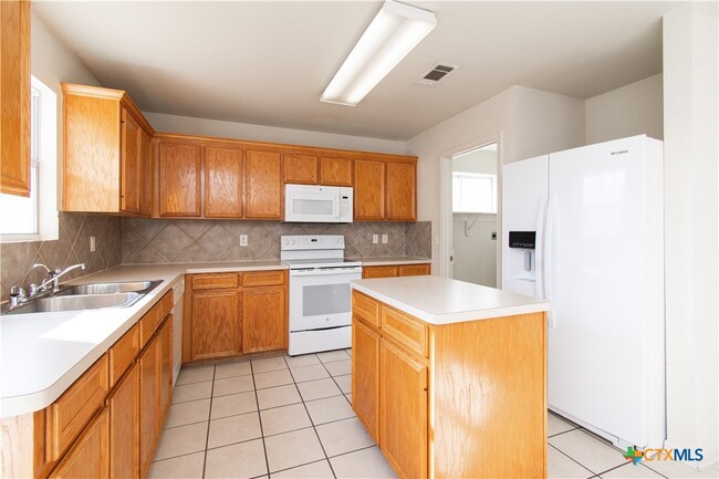 Building Photo - 2602 Verbena Loop