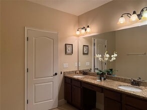 Building Photo - 4353 Acorn Ct