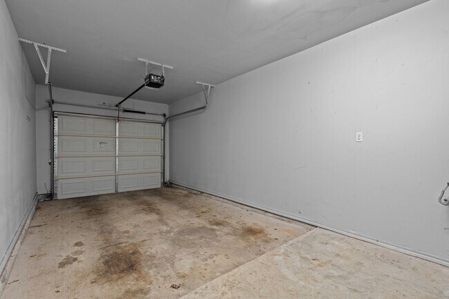 Building Photo - Pointe Condo - 360 / 2222 - Huge 1 Bd - Garage - Patio - Pool - Dog Park - $1090