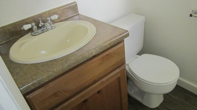 Building Photo - Newly Remodeled 3 Bedroom, 2 Bath Home on Montezuma Avenue