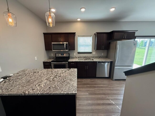 Building Photo - 1538 Ohana Ave