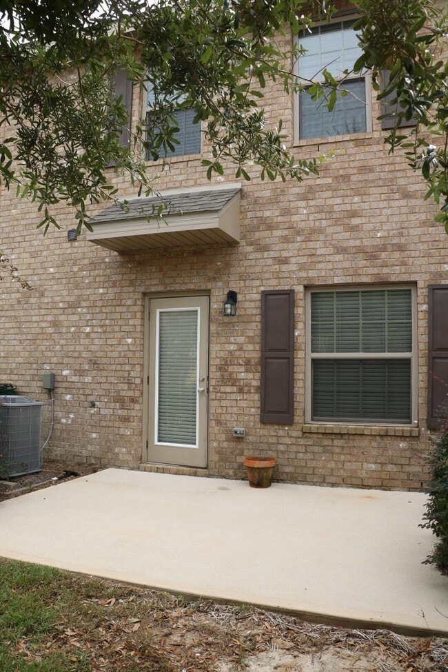Building Photo - 8820 Little Cormorant Ln