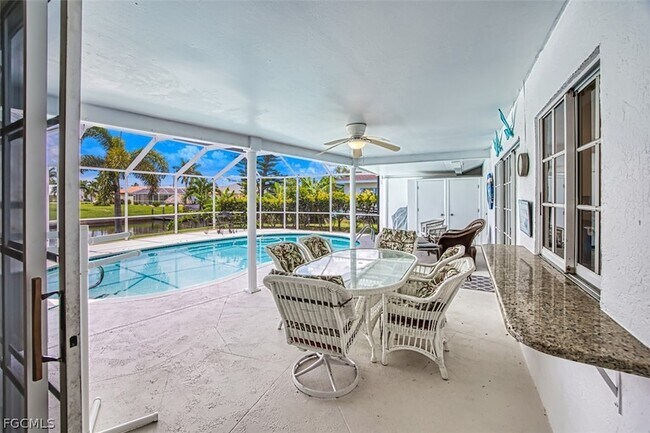 Building Photo - 5036 SW 9th Pl