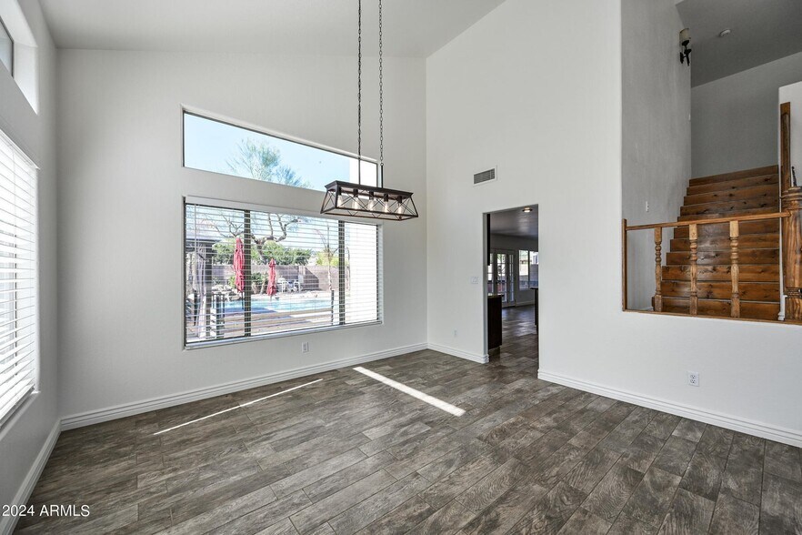 Building Photo - 1836 E Aspen Way