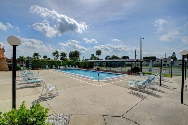 Building Photo - 5730 Fernley Dr E