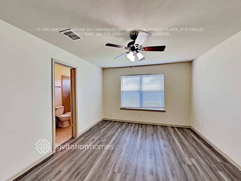 Building Photo - 1042 Bahia Vista Dr