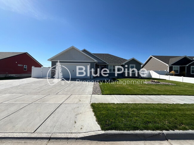 Building Photo - 6028 Fox Run Dr