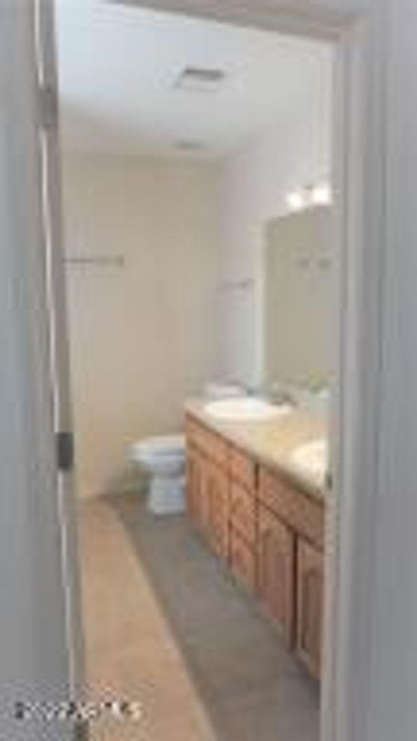Building Photo - 2853 Northridge St