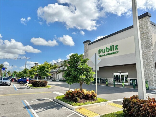 Building Photo - 255 SW 159th Dr