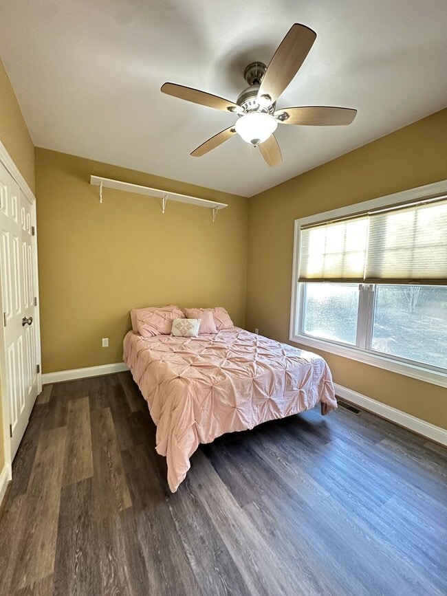 Building Photo - Lovely Custom Built Home with 2 Car Garage...