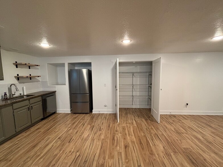 Kitchen with appliance station and pantry - 188 E Bruin Dr