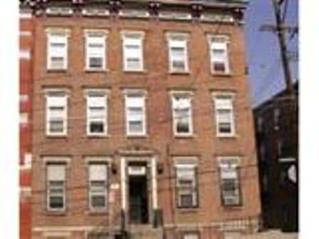 Building Photo - 1641 Sycamore